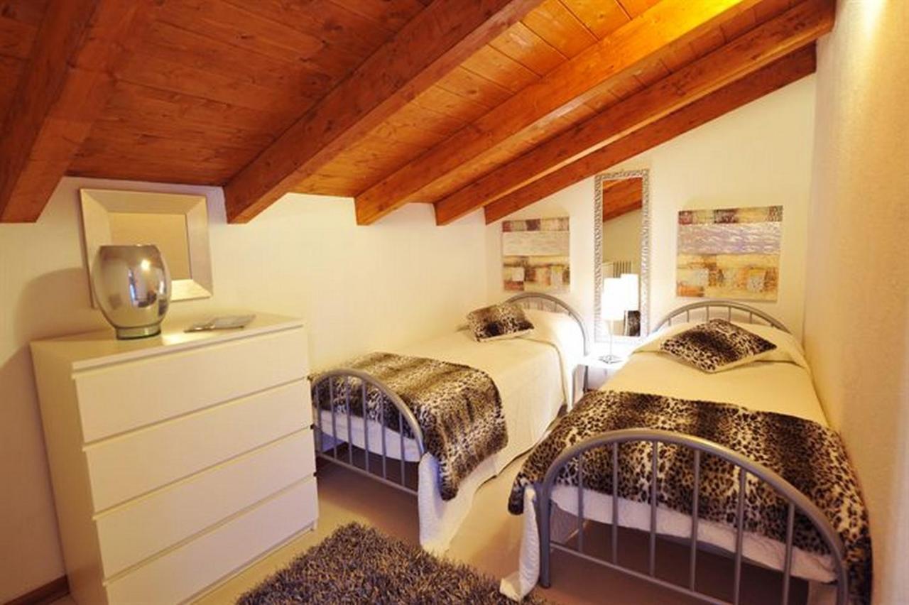 Balcone Di Pianello - Luna Apartment Pianello Del Lario ภายนอก รูปภาพ